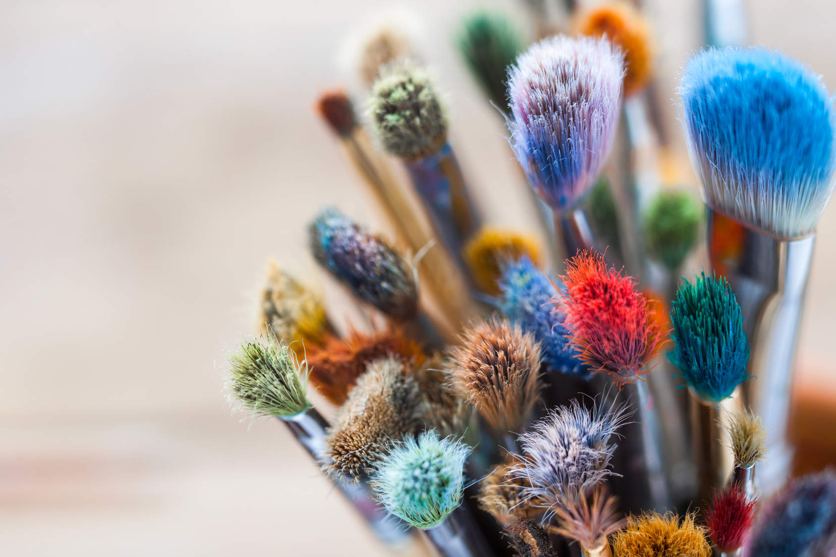 bunch of paint brushes